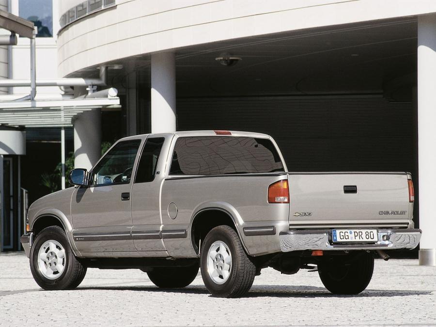  Chevrolet S-10 Extended Cab 1998 года  (UK) (фото 5 из 5)